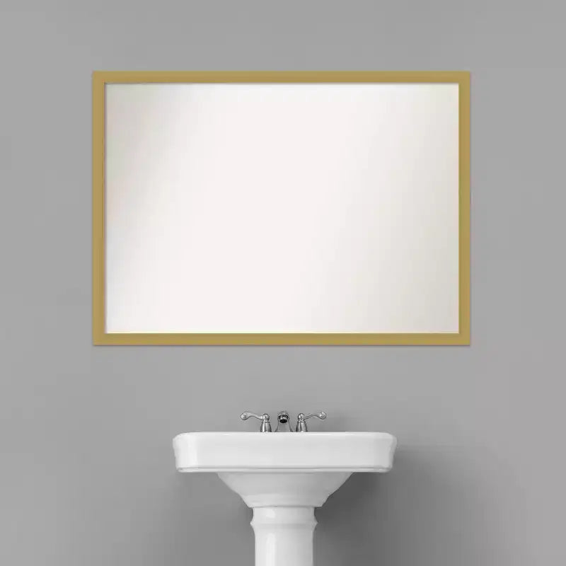 Miroir mural de salle de bain étroit sans biseaux