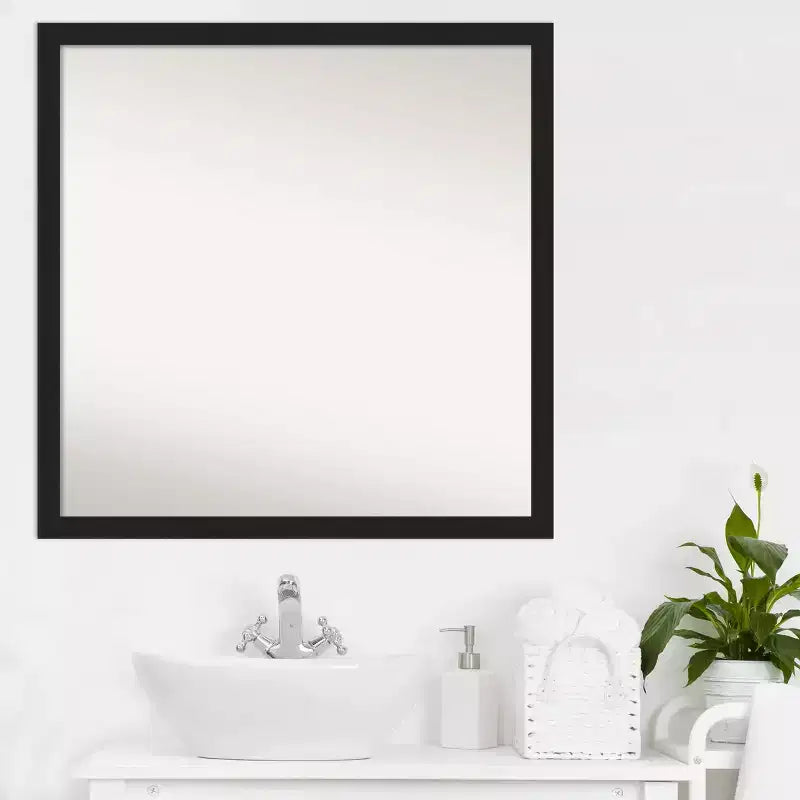 Miroir mural de salle de bain étroit sans biseaux