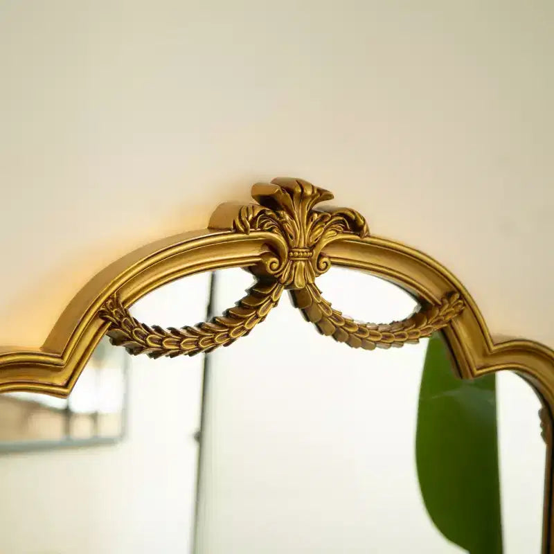 Miroir mural décoratif baroque revival en similicuir irrégulier