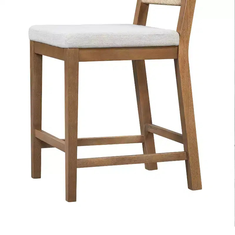 Tabouret de bar en rotin tressé et hévéa avec coussin