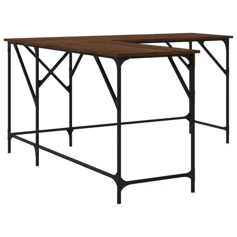 Bureau en chêne brun.