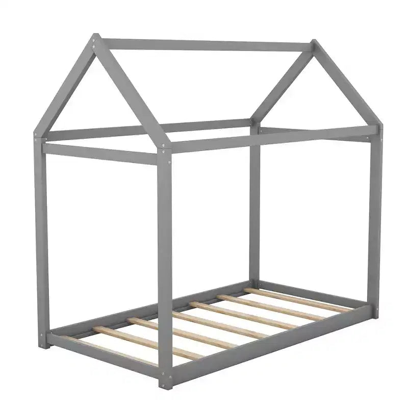 Lit cabane en bois avec toit